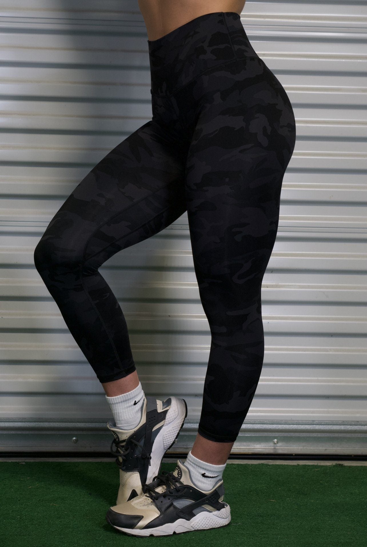 Black Camo Leggings ApexIntensity 